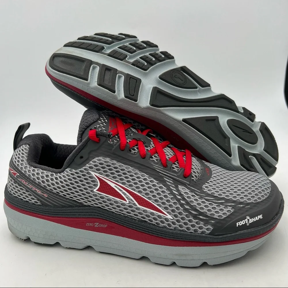 Altra AFM1739F Men's Size 9 Paradigm 3 Grey Red Road Running Shoe Sneakers.